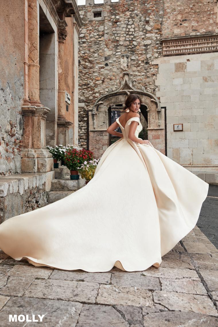 Весільна сукня  Molly "Anna Sposa"  1̶2̶ ̶5̶0̶0̶ ̶г̶р̶н̶.̶  8 000 гривень.