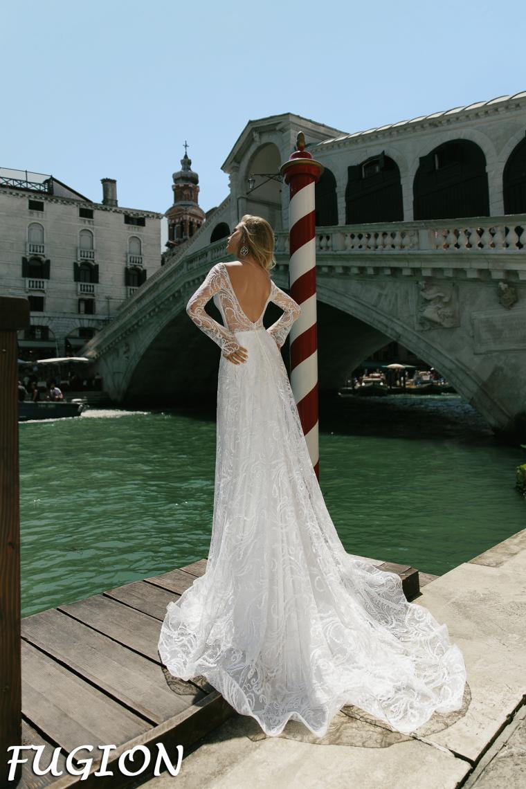   Весільна сукня  Fugion "Anna Sposa"   ̶2̶5̶ ̶0̶0̶0̶ ̶г̶р̶н̶.̶  7 000 гривень.